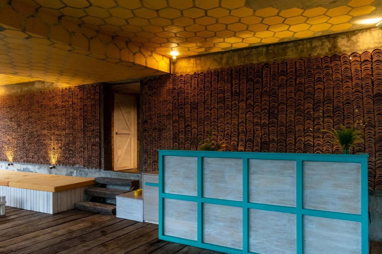 Wild Bee Hostel Елла Екстер'єр фото