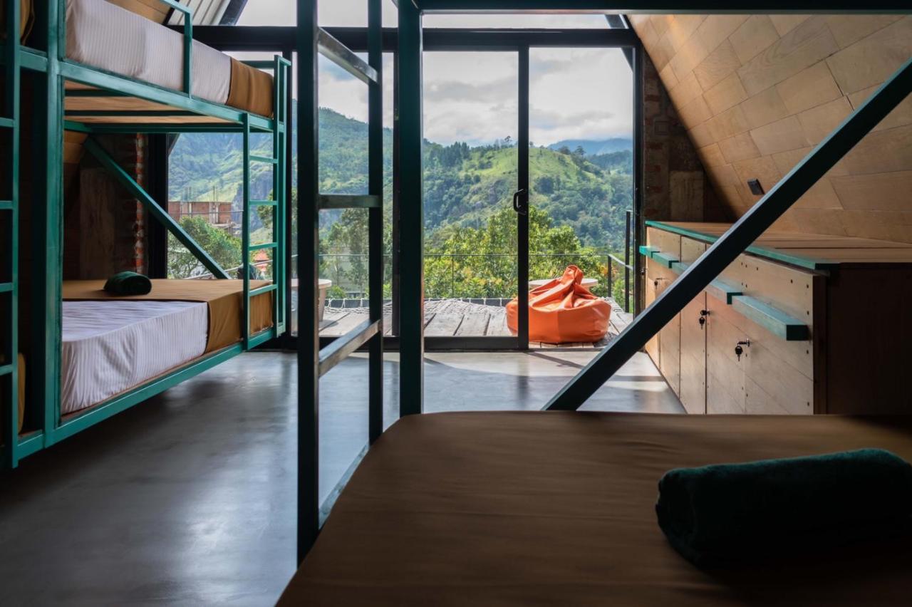 Wild Bee Hostel Елла Екстер'єр фото